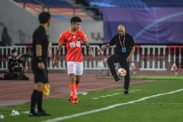 国王一年多来持续寻求交易蒙克